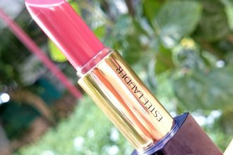 Estee Lauder Pure Color Envy lipstick in Rebellious Rose