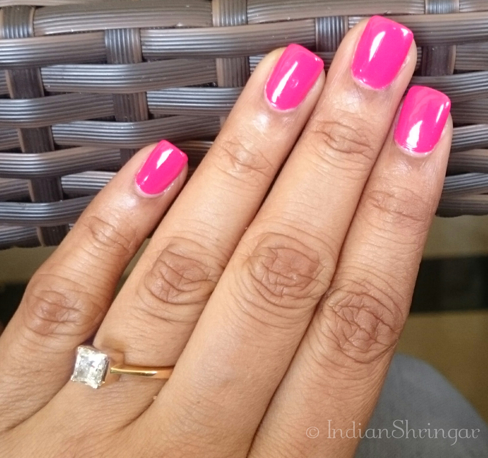 Gel nails manicure - procedure, pros and cons