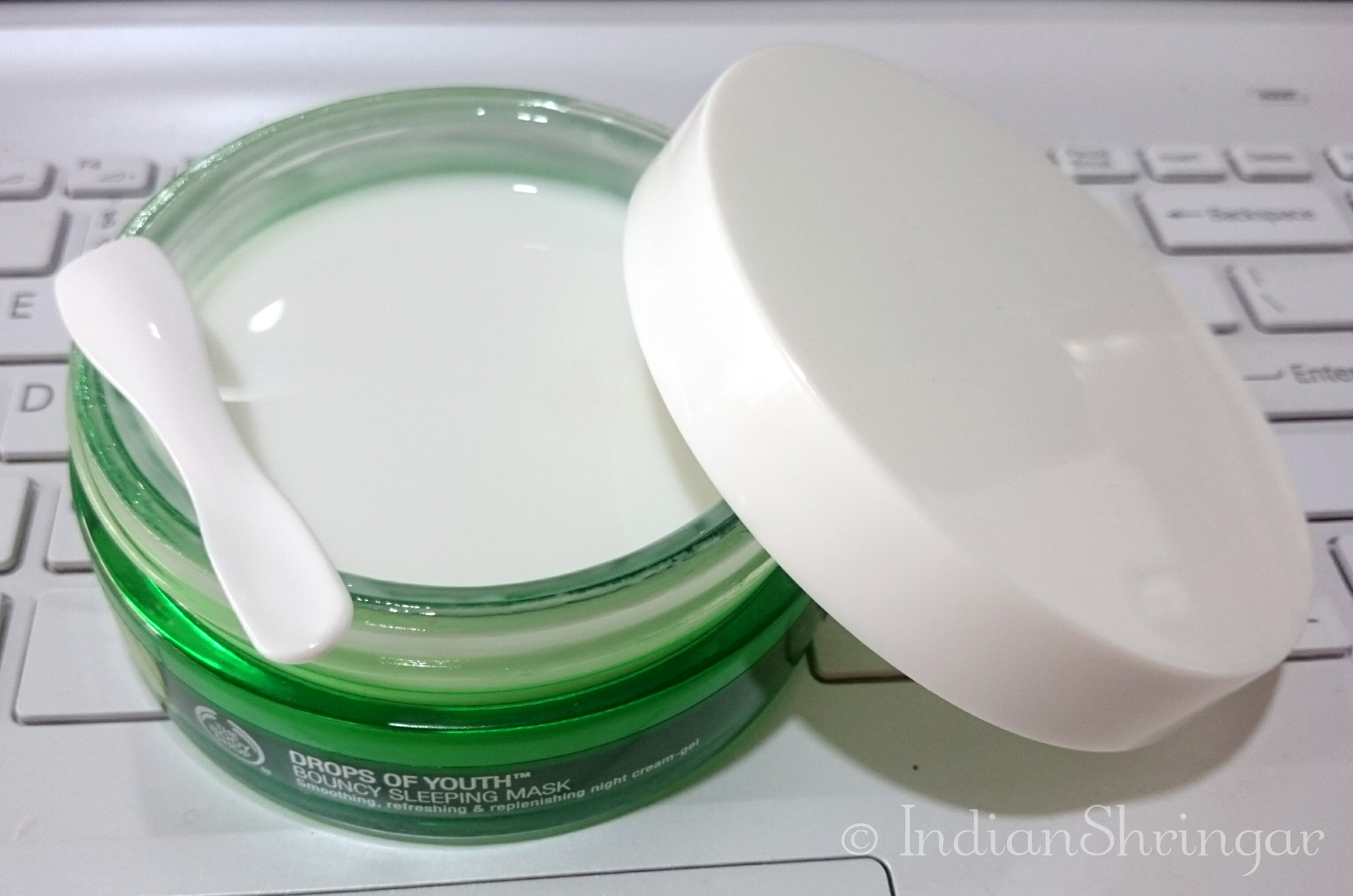 The Body Shop Drops Of Youth Bouncy Sleeping Mask review