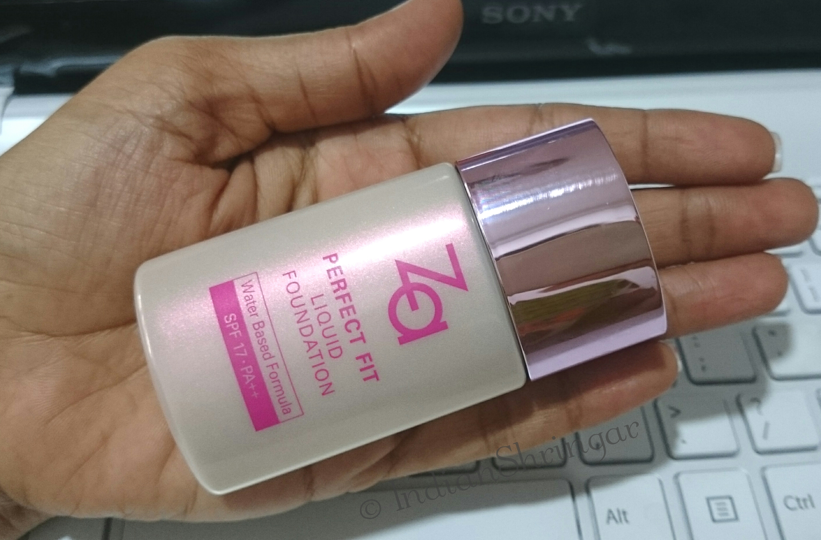 Za Perfect Fit Foundation OC30 review and swatch