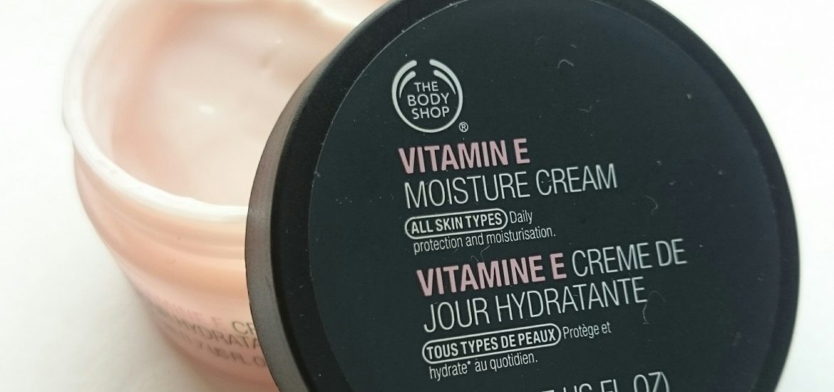 The Body Shop Vitamin E Moisture Cream review and giveaway