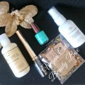 Vegan Cuts Beauty Box December 2015 contents and unboxing
