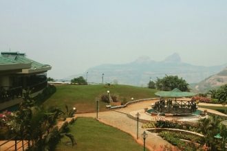 Upper Deck Resort Lonavala review