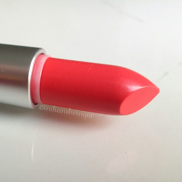 MAC Flocking Fabulous lipstick