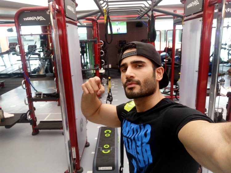 OPPO F1s Daboo Ratnani