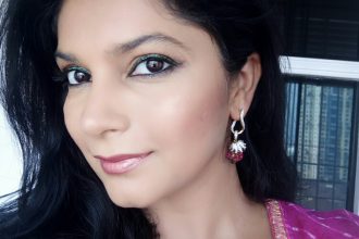 Lakme Strobe and Shine Festive Glam Look