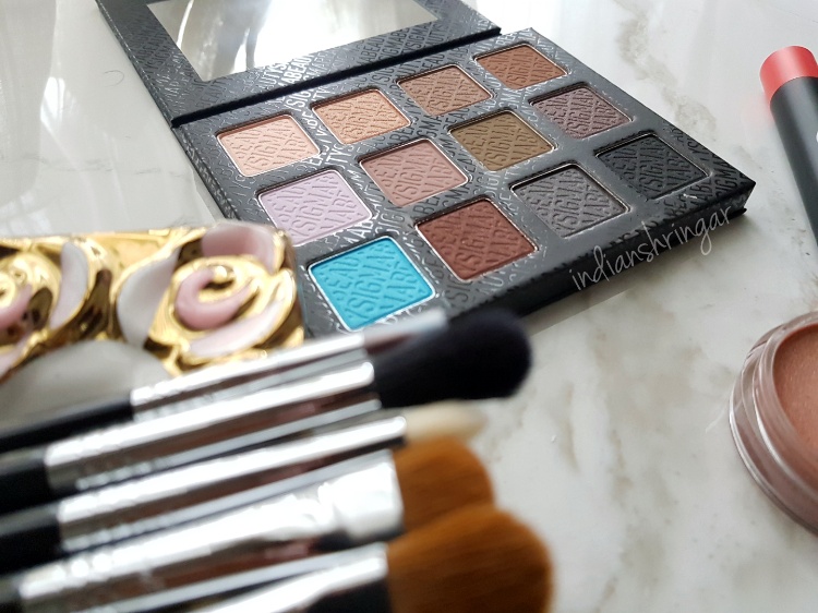 Sigma eyeshadow palette Smoke Screen