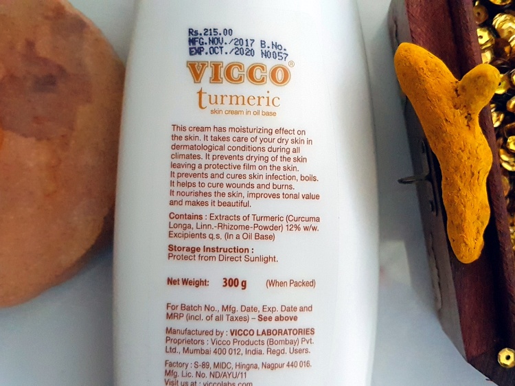 Vicco Turmeric Skin Cream in Oil Base review
