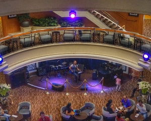 Atrium & Mix Bar  on Jalesh Cruises Karnika